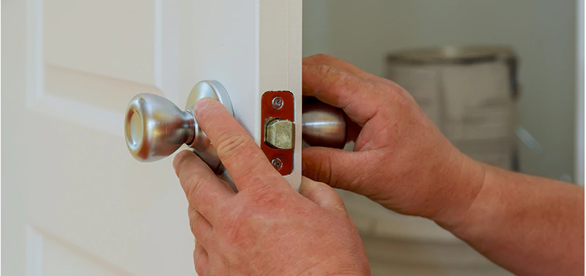 AAA Locksmiths For lock Replacement in El Granada, California